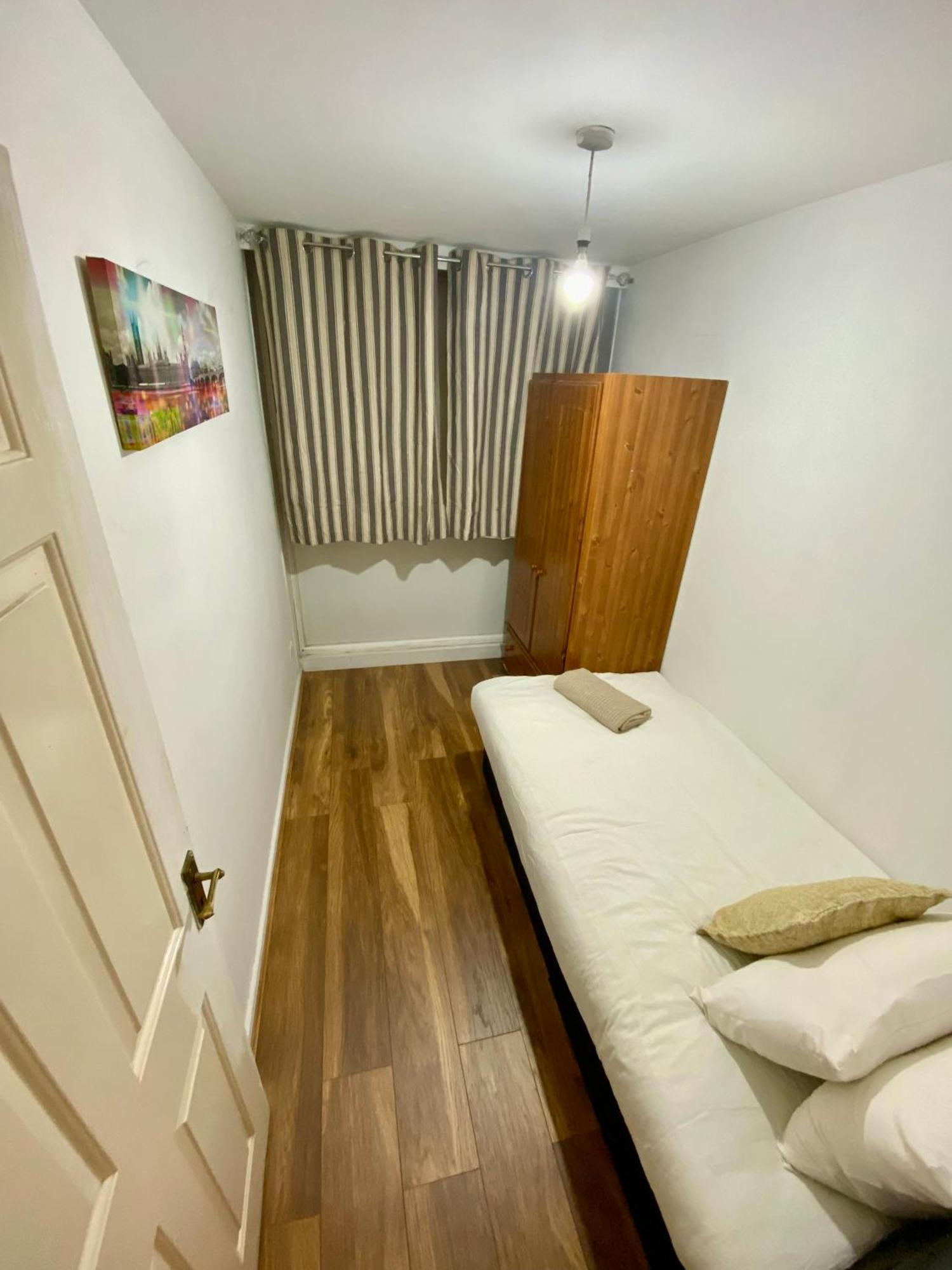3 Bedroom Flat, Oxford Circus, W1w Апартаменты